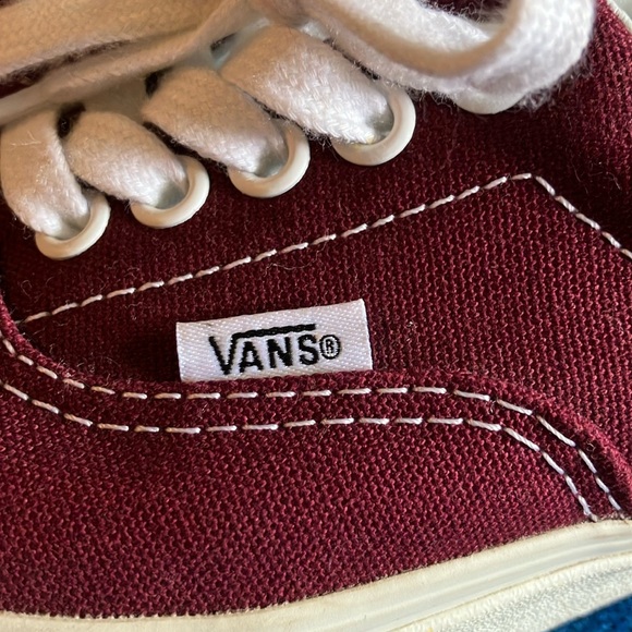 Vans Oxblood sneakers! Preloved ❤️ - Picture 2 of 14